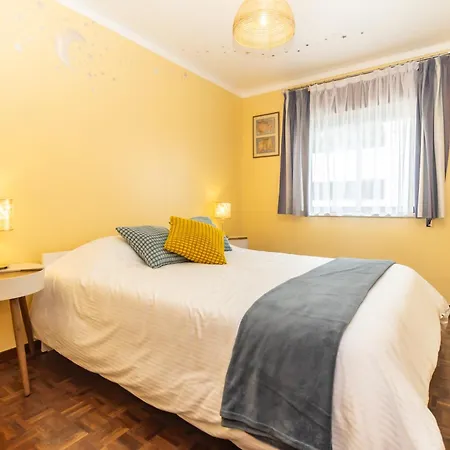 Coast 2 Bedroom 45 Min From Lisbon Appartamento *