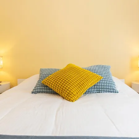 Coast 2 Bedroom 45 Min From Lisbon * Setúbal